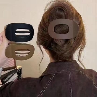 Solid Color Oval Acrylic Hair Clips – 4pc Minimalist No-Trace Set for Women